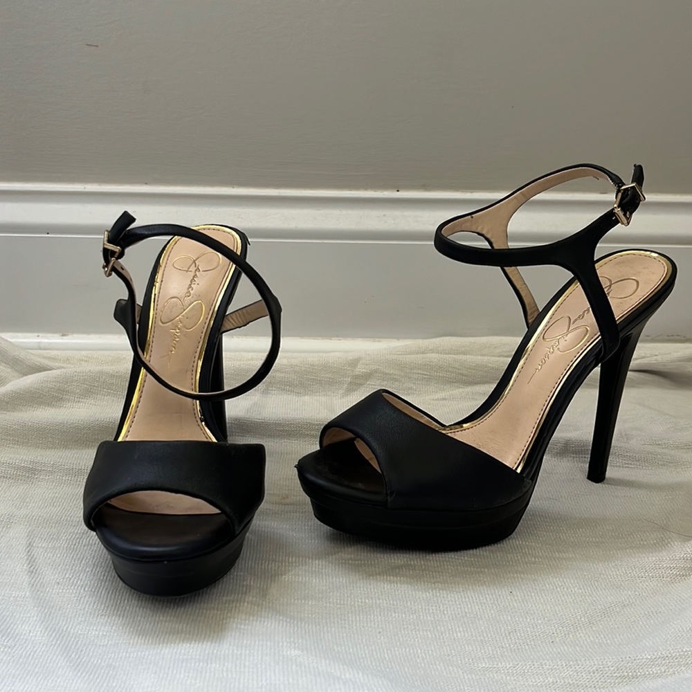 Jessica Simpson Black Heels